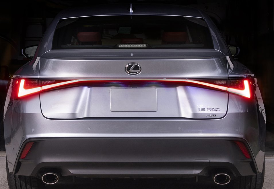 LUCES TRASERAS SIGNATURE LEXUS